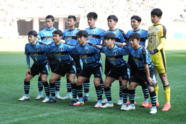 方面认为该 方面认为该