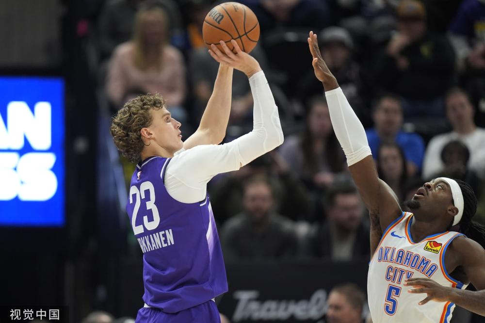 在球场上 在球场上